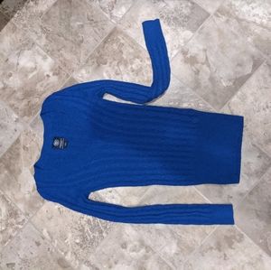 AE sweater